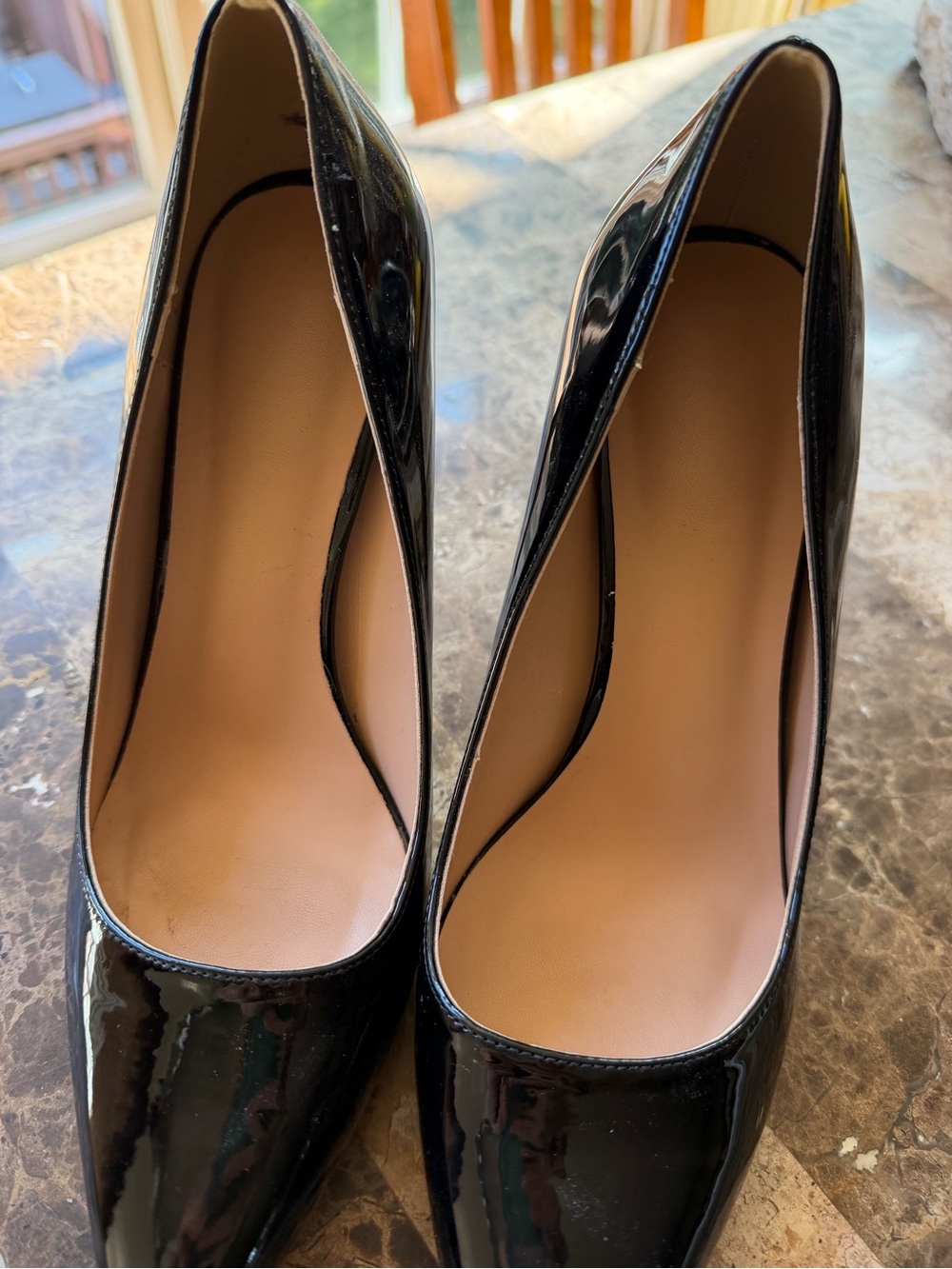 Classic Black Patent Pointed-Toe Pumps, Like New, Size 8.5 - Picture 7 of 8